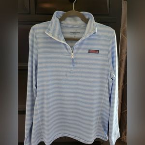 Women's vineyard vines striped sankaty shep shirt, worn once